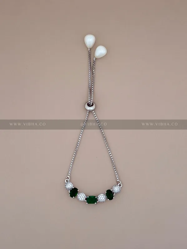 Silver_Premium_Metal_Bracelet_For_Women_