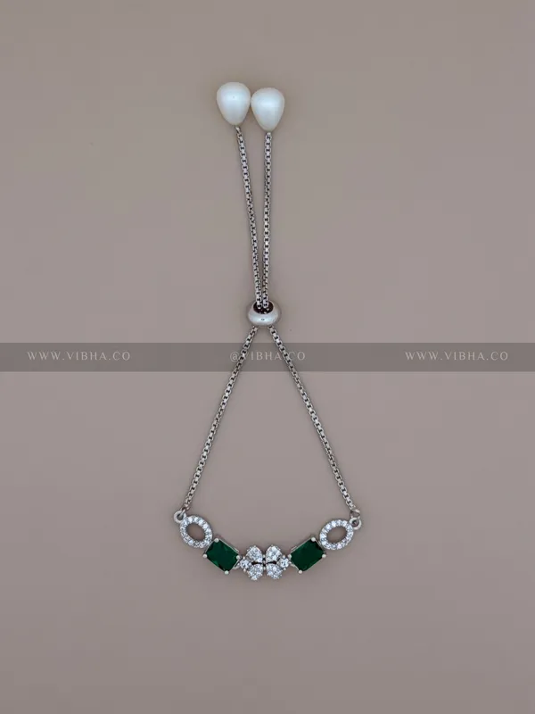 Silver_Premium_Metal_Bracelet_For_Women_