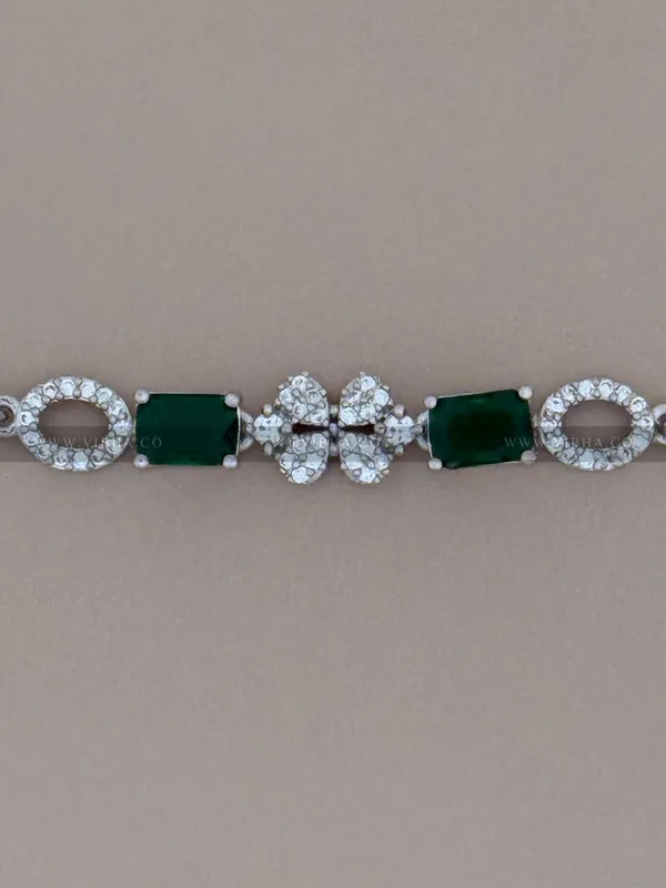 Silver_Premium_Metal_Bracelet_For_Women_