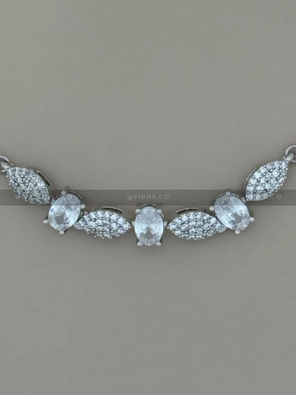 Silver_Premium_Metal_Bracelet_For_Women_