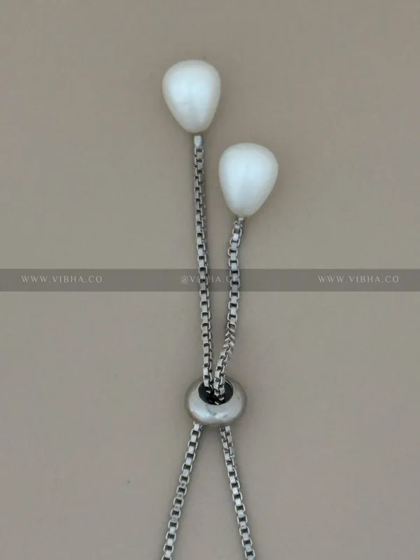 Silver_Premium_Metal_Bracelet_For_Women_