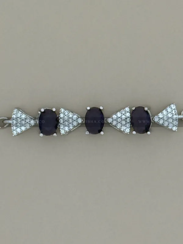 Silver_Premium_Metal_Bracelet_For_Women_