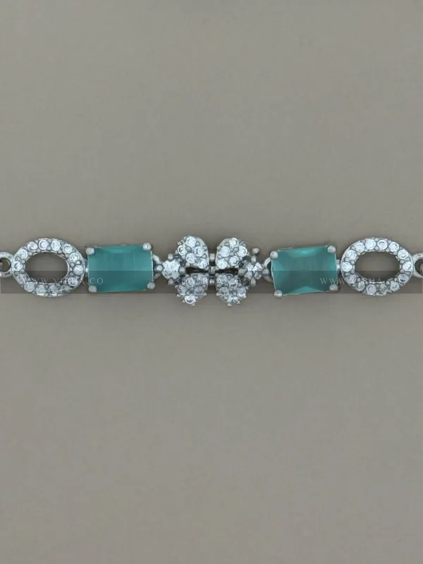 Silver_Premium_Metal_Bracelet_For_Women_