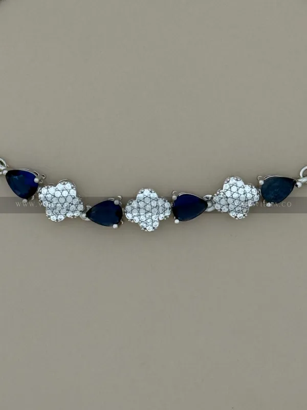 Silver_Premium_Metal_Bracelet_For_Women_