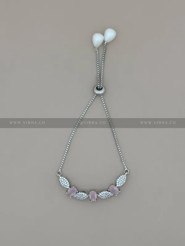 Silver_Premium_Metal_Bracelet_For_Women_