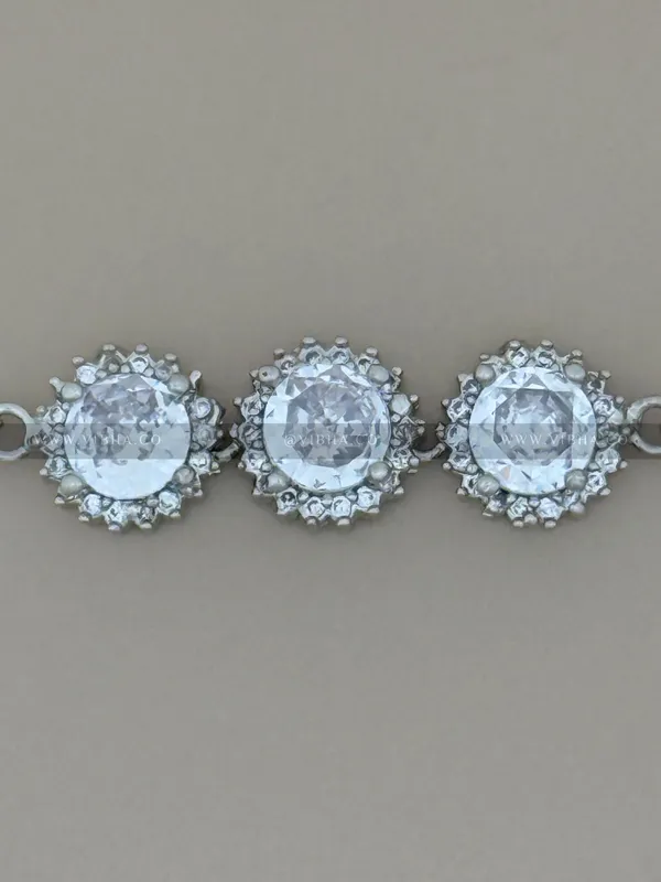 Silver_Premium_Metal_Bracelet_For_Women_