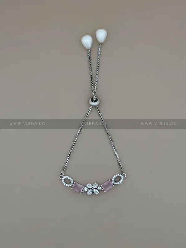 Silver_Premium_Metal_Bracelet_For_Women_