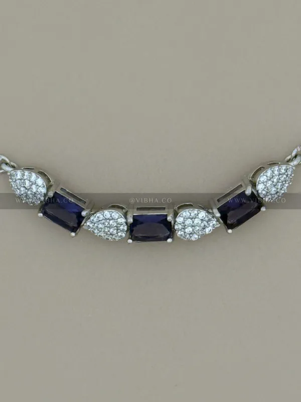 Silver_Premium_Metal_Bracelet_For_Women_