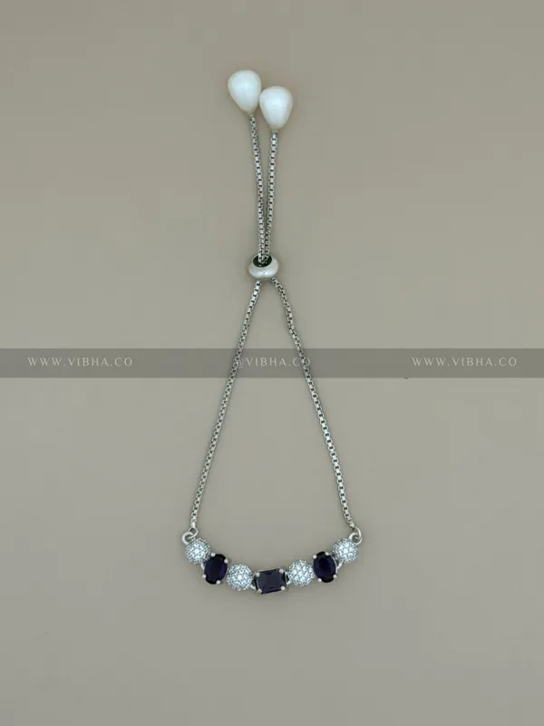 Silver_Premium_Metal_Bracelet_For_Women_