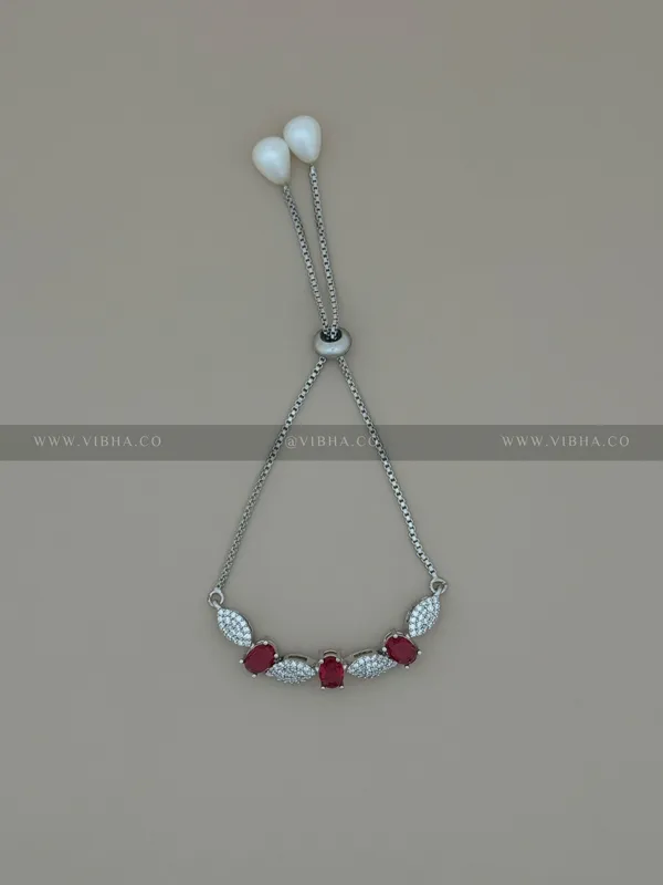 Silver_Premium_Metal_Bracelet_For_Women_
