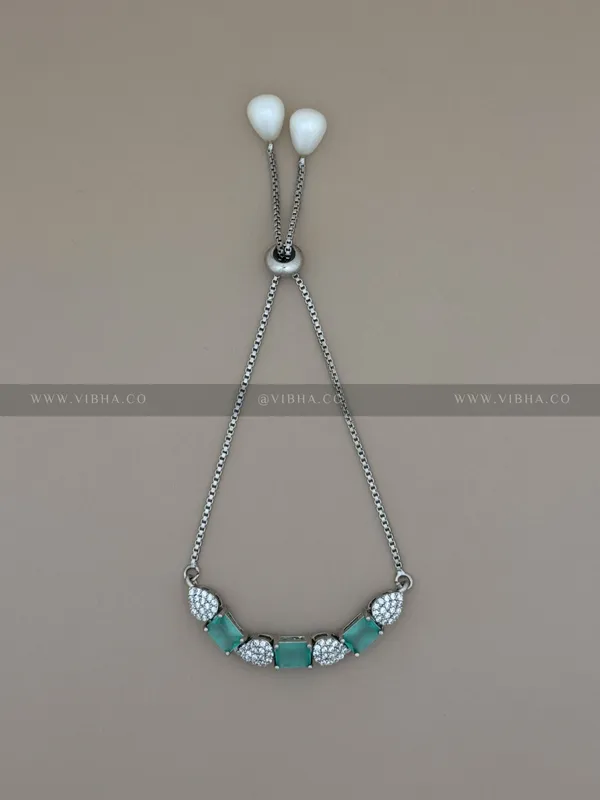 Silver_Premium_Metal_Bracelet_For_Women_