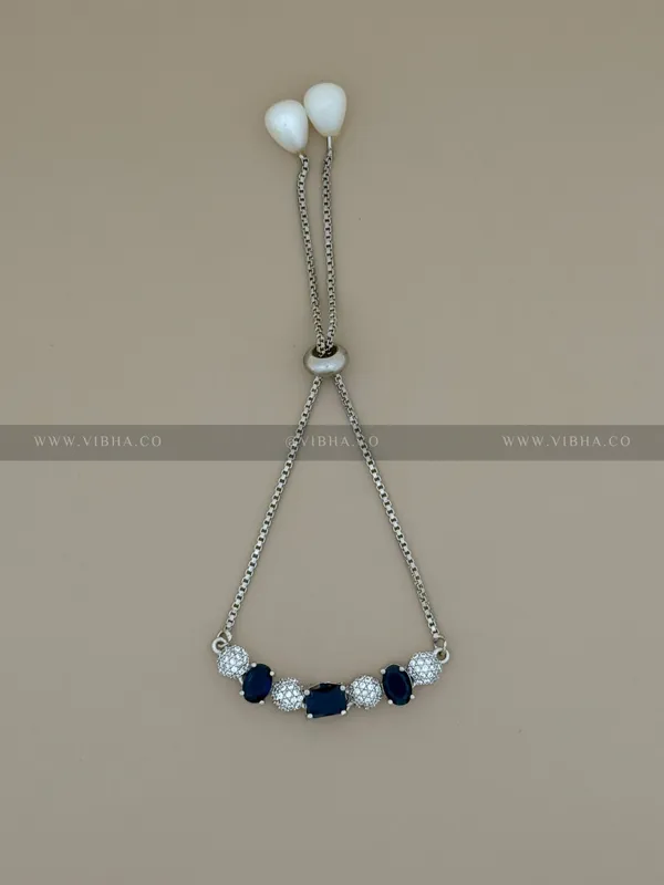 Silver_Premium_Metal_Bracelet_For_Women_
