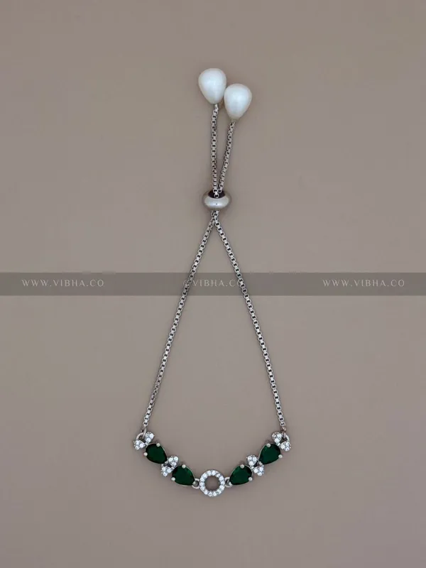 Silver_Premium_Metal_Bracelet_For_Women_