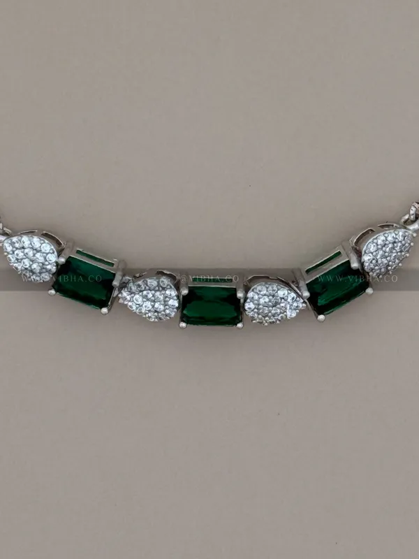 Silver_Premium_Metal_Bracelet_For_Women_