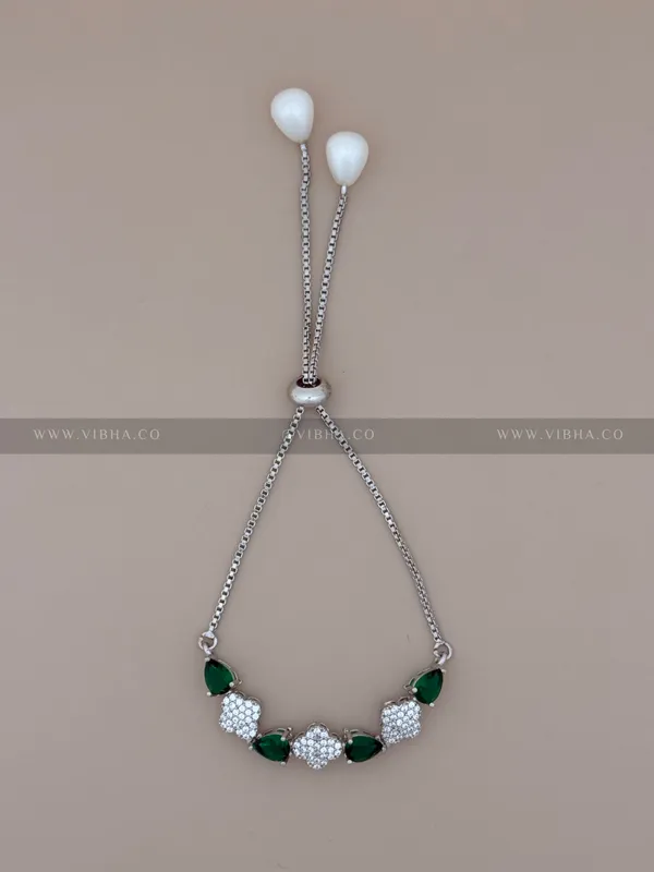 Silver_Premium_Metal_Bracelet_For_Women__