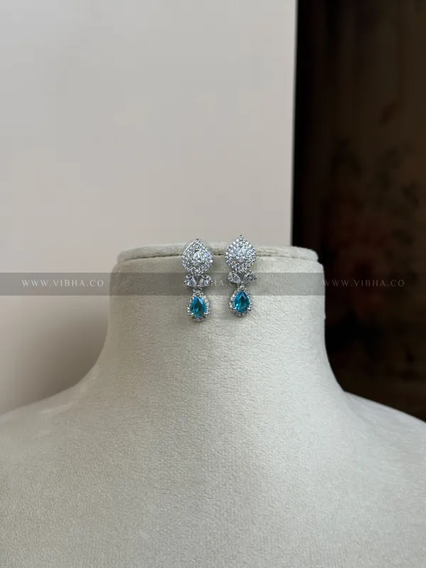 Silver_Premium_Metal_Earrings_For_Women