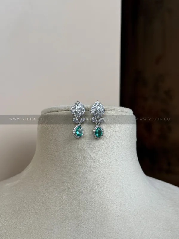 Silver_Premium_Metal_Earrings_For_Women