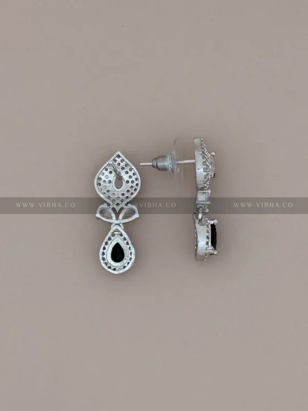 Silver_Premium_Metal_Earrings_For_Women