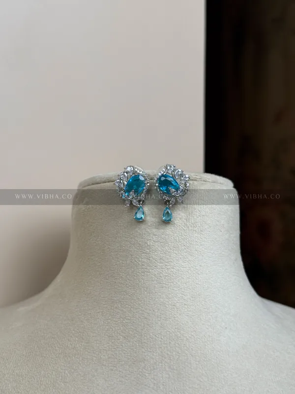 Silver_Premium_Metal_Earrings_For_Women