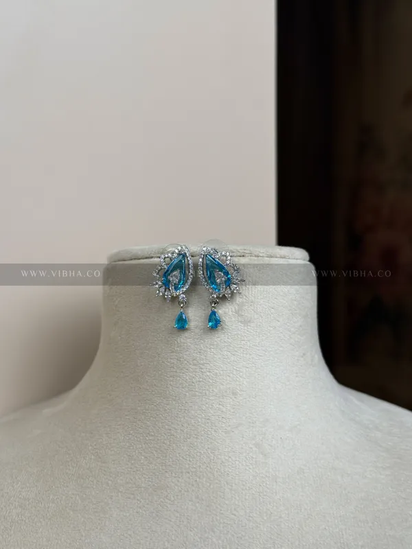 Silver_Premium_Metal_Earrings_For_Women