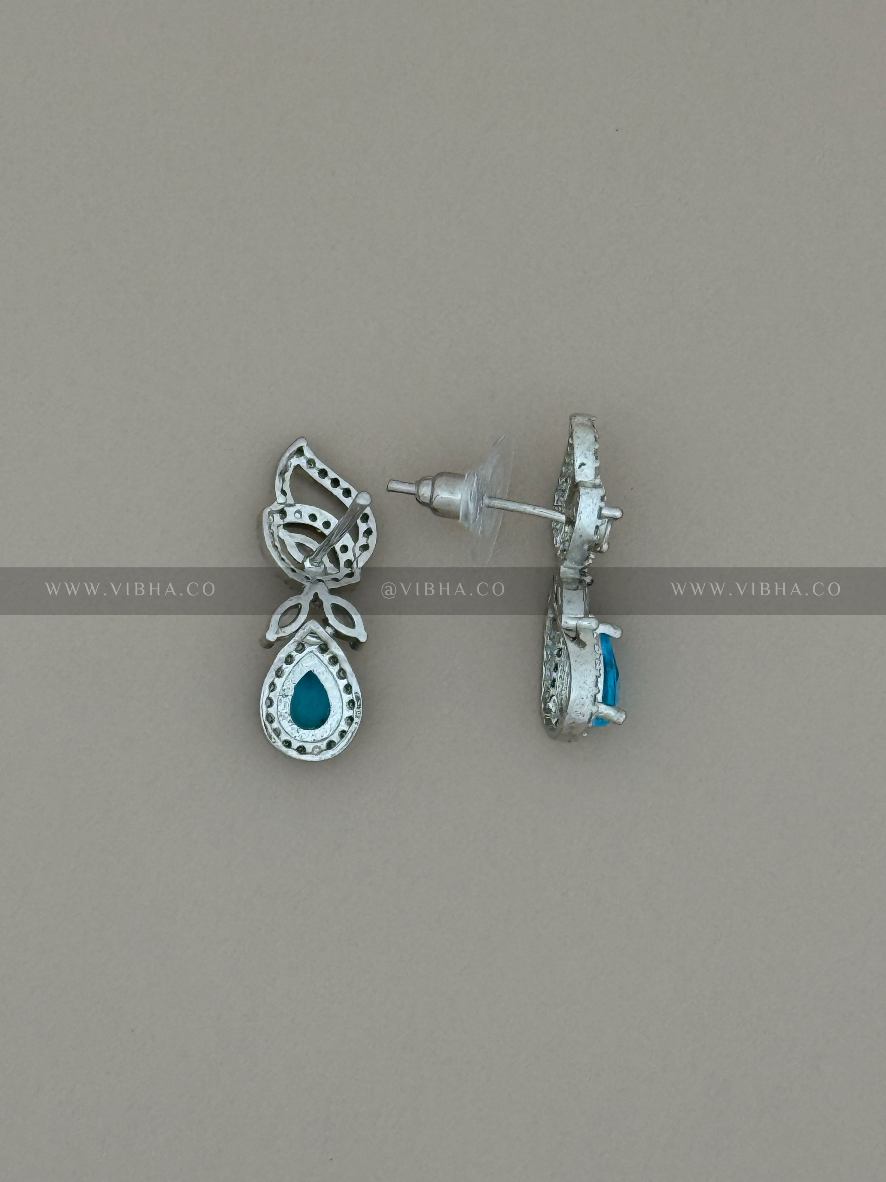 Silver_Premium_Metal_Earrings_For_Women