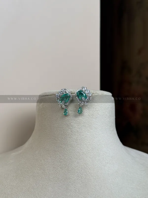 Silver_Premium_Metal_Earrings_For_Women