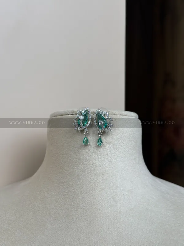Silver_Premium_Metal_Earrings_For_Women