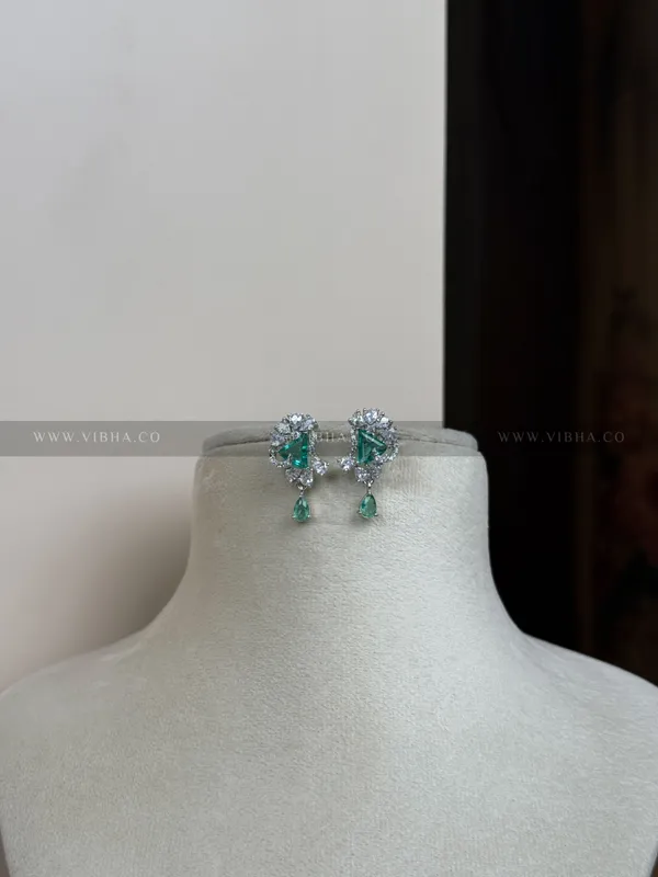 Silver_Premium_Metal_Earrings_For_Women