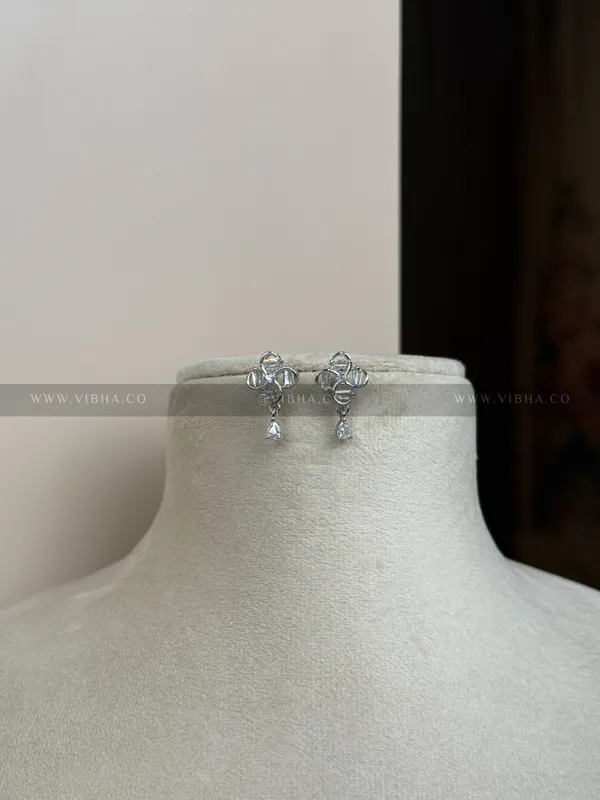Silver_Premium_Metal_Earrings_For_Women