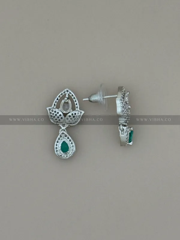 Silver_Premium_Metal_Earrings_For_Women