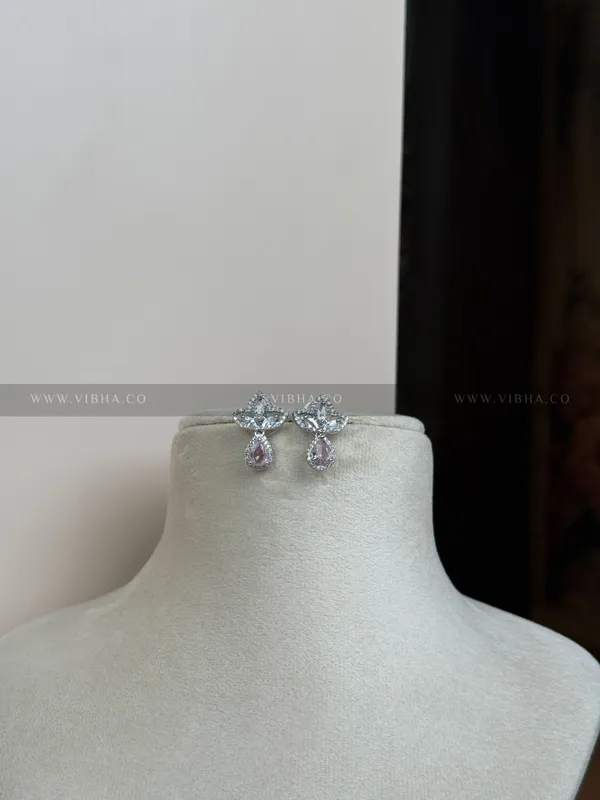 Silver_Premium_Metal_Earrings_For_Women