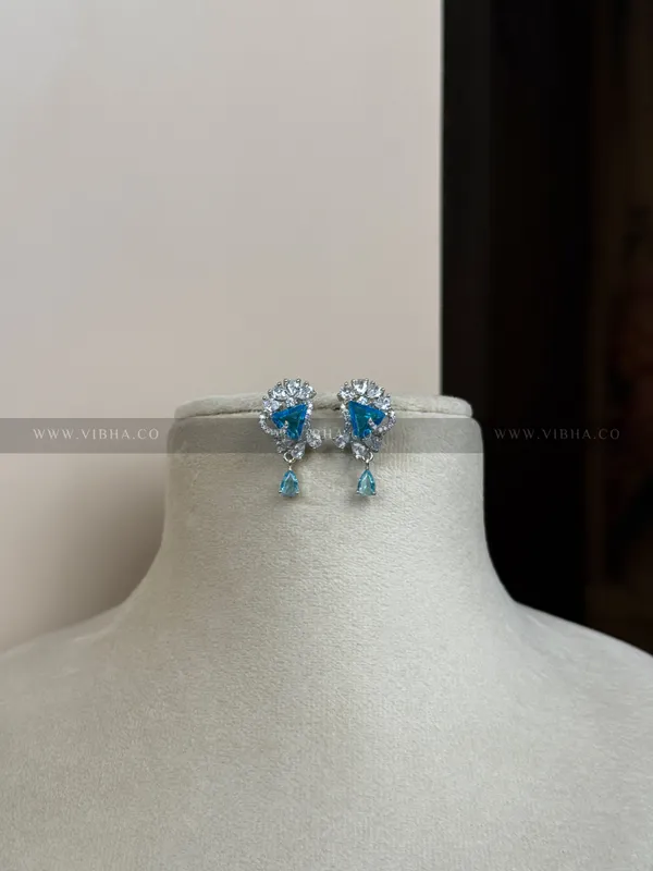 Silver_Premium_Metal_Earrings_For_Women