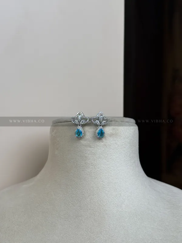 Silver_Premium_Metal_Earrings_For_Women