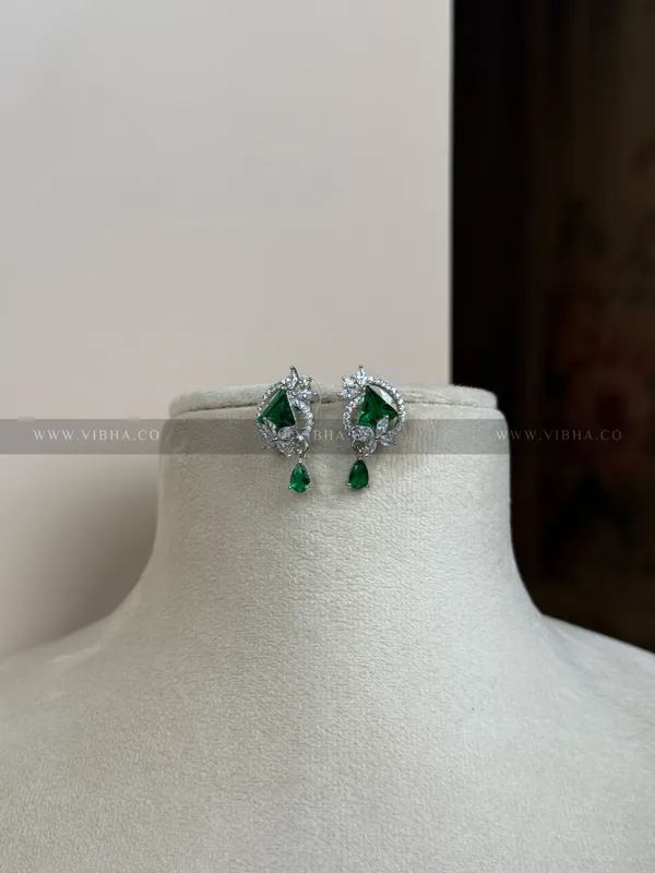Silver_Premium_Metal_Earrings_For_Women