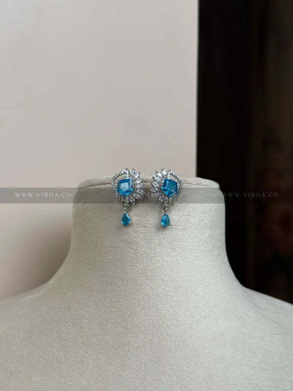 Silver_Premium_Metal_Earrings_For_Women