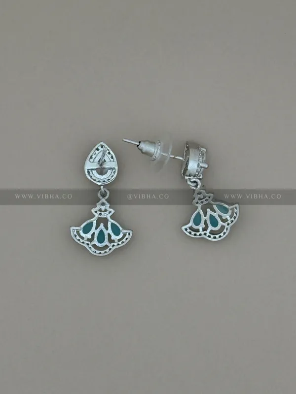 Silver_Premium_Metal_Earrings_For_Women