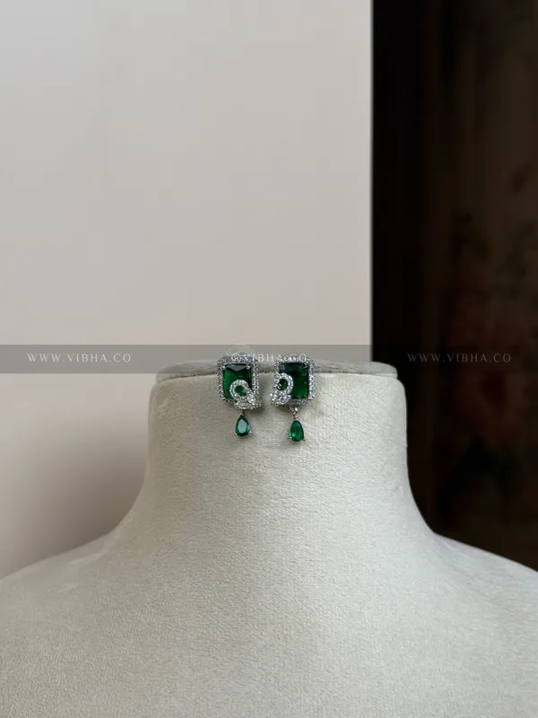 Silver_Premium_Metal_Earrings_For_Women
