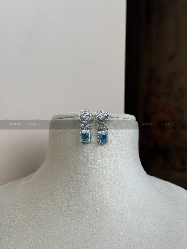 Silver_Premium_Metal_Earrings_For_Women
