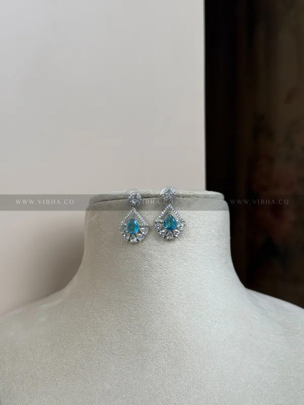 Silver_Premium_Metal_Earrings_For_Women