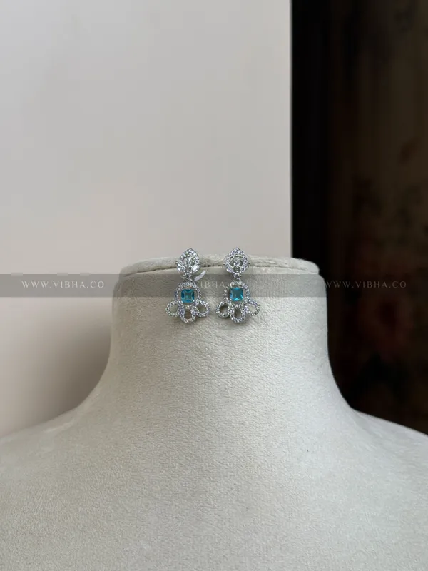 Silver_Premium_Metal_Earrings_For_Women