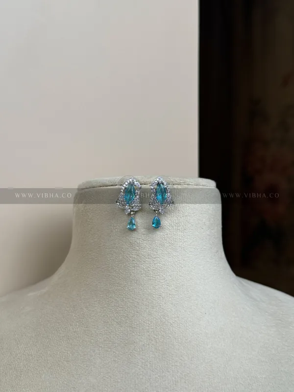 Silver_Premium_Metal_Earrings_For_Women