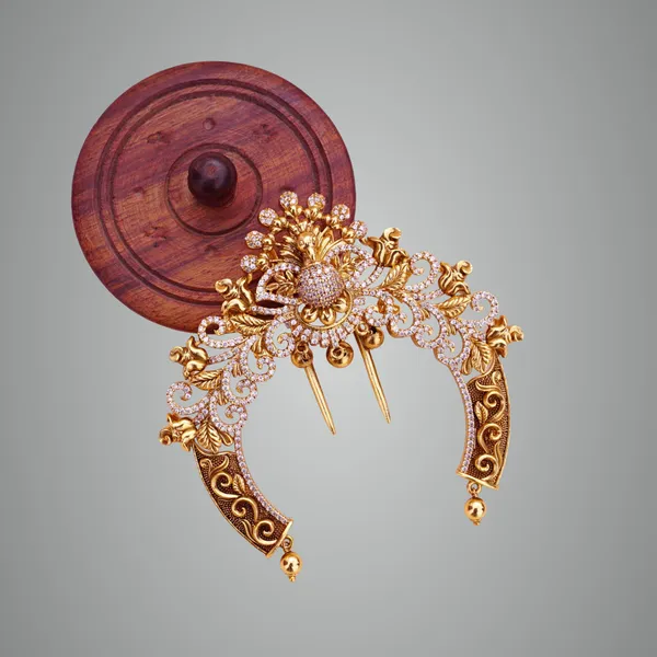 Gold_Premium_Metal_Hair_Brooch_For_Women