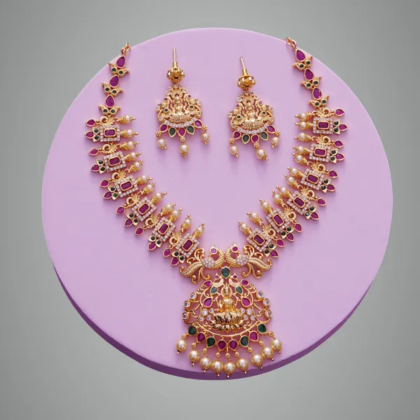 Gold_Premium_Metal_Necklace_Set_For_Women