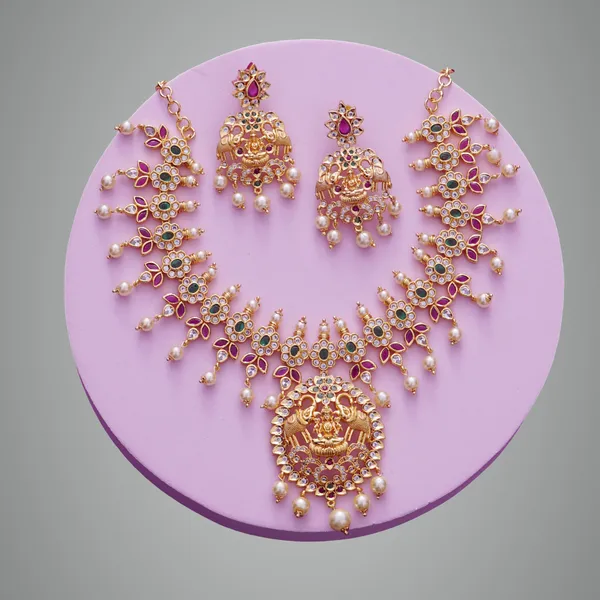 Gold_Premium_Metal_Necklace_Set_For_Women