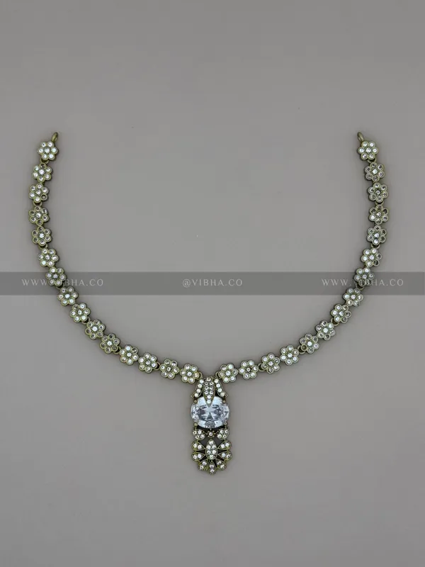 White_Premium_Metal_Necklace_Set_For_Women