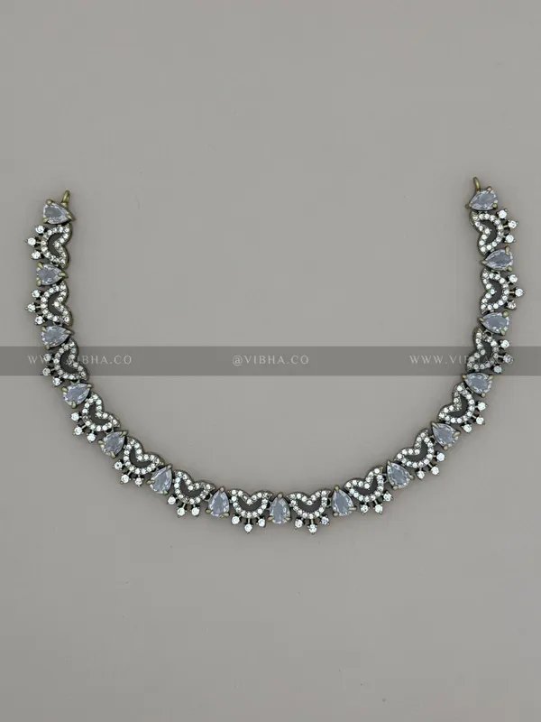 White_Premium_Metal_Necklace_Set_For_Women