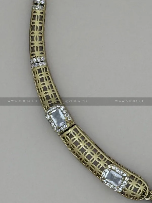 White_Premium_Metal_Necklace_Set_For_Women