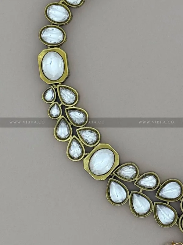 White_Premium_Metal_Necklace_Set_For_Women