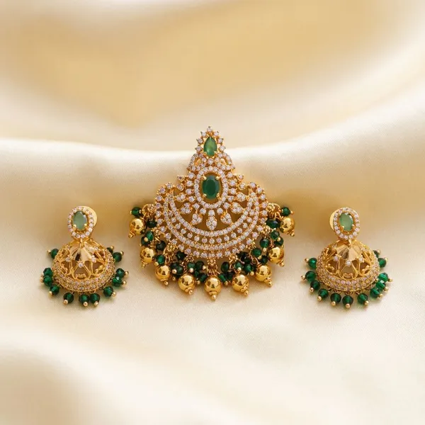 Green_Premium_Metal_Pendant_Set_For_Women