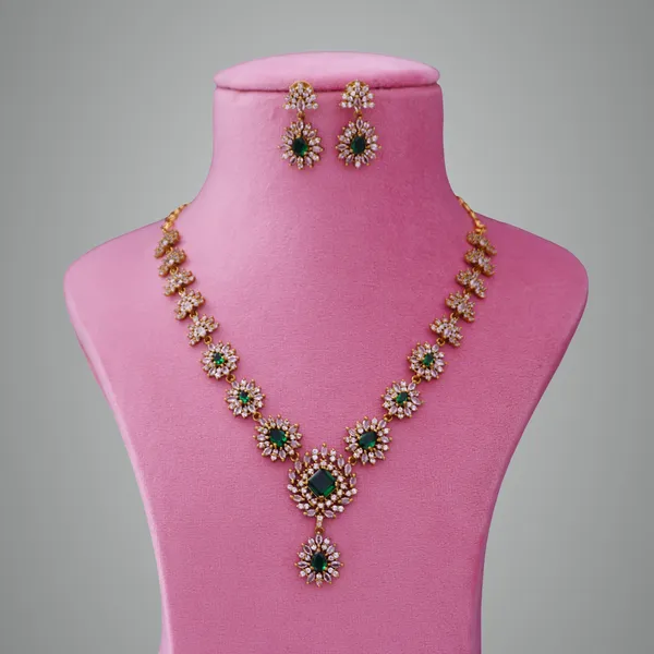 Green_Premium_Metal_Necklace_Set_For_Women